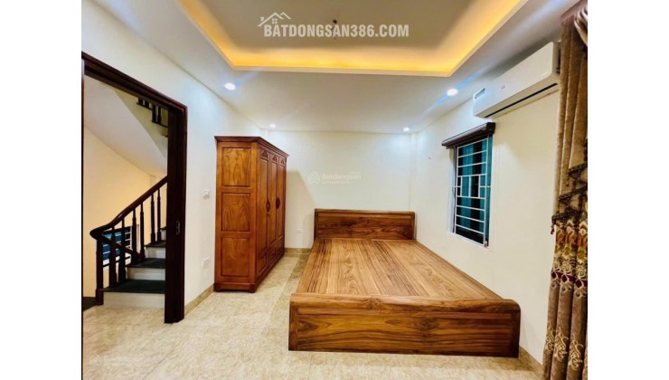 Trí tuệ nhân tạo sẽ tự động tạo tiêu đề hấp dẫn và nội dung bài đăng chuyên nghiệp, tối ưu để thu hút người xem.